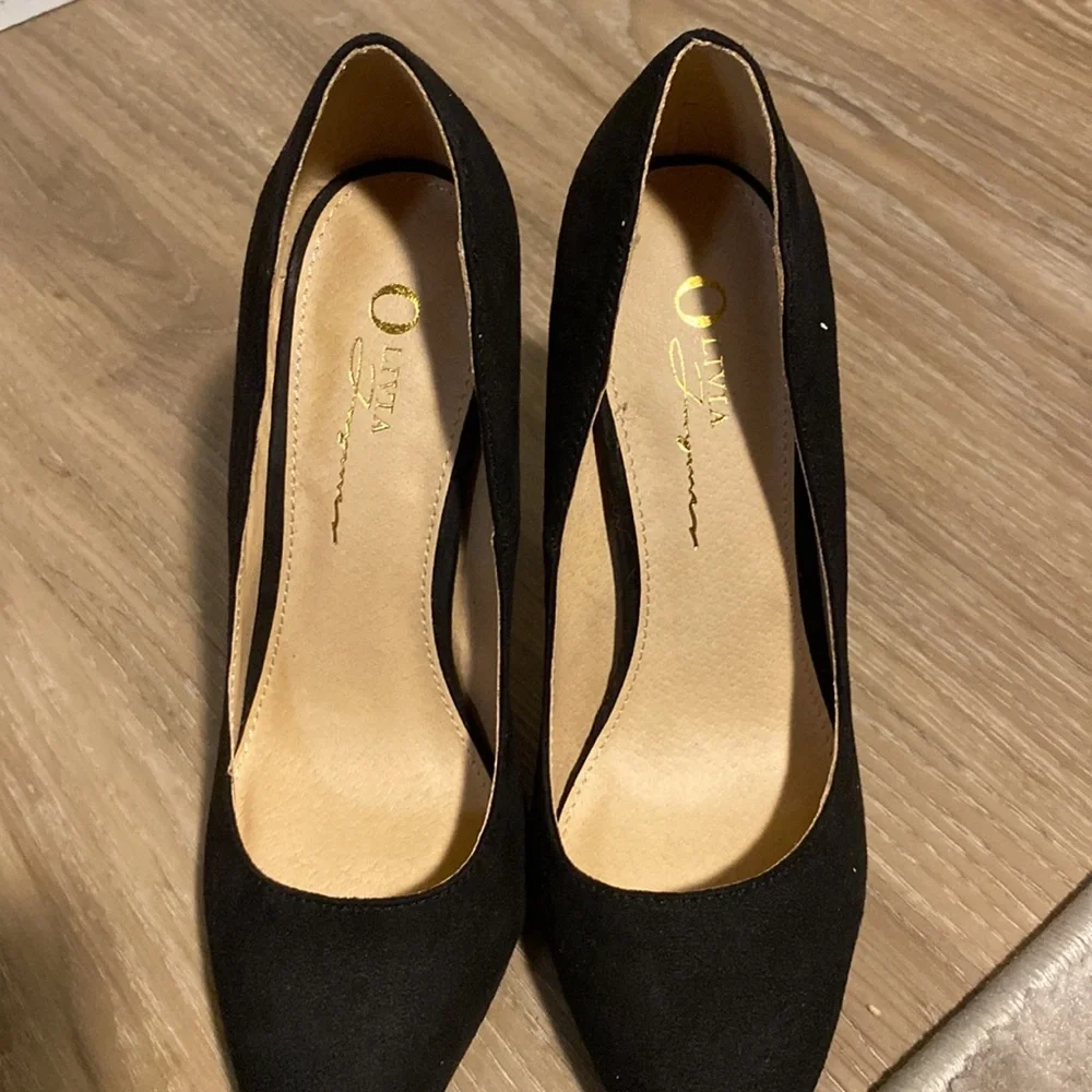 Heels - Picture 5 of 5